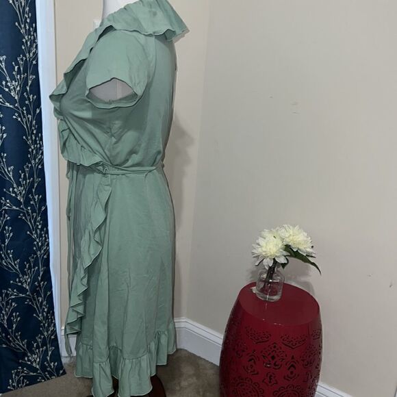 Matilda Jane Clothing MJC Light as Air Green Wrap Dress Short Sleeve Ruffle XS - Picture 2 of 6